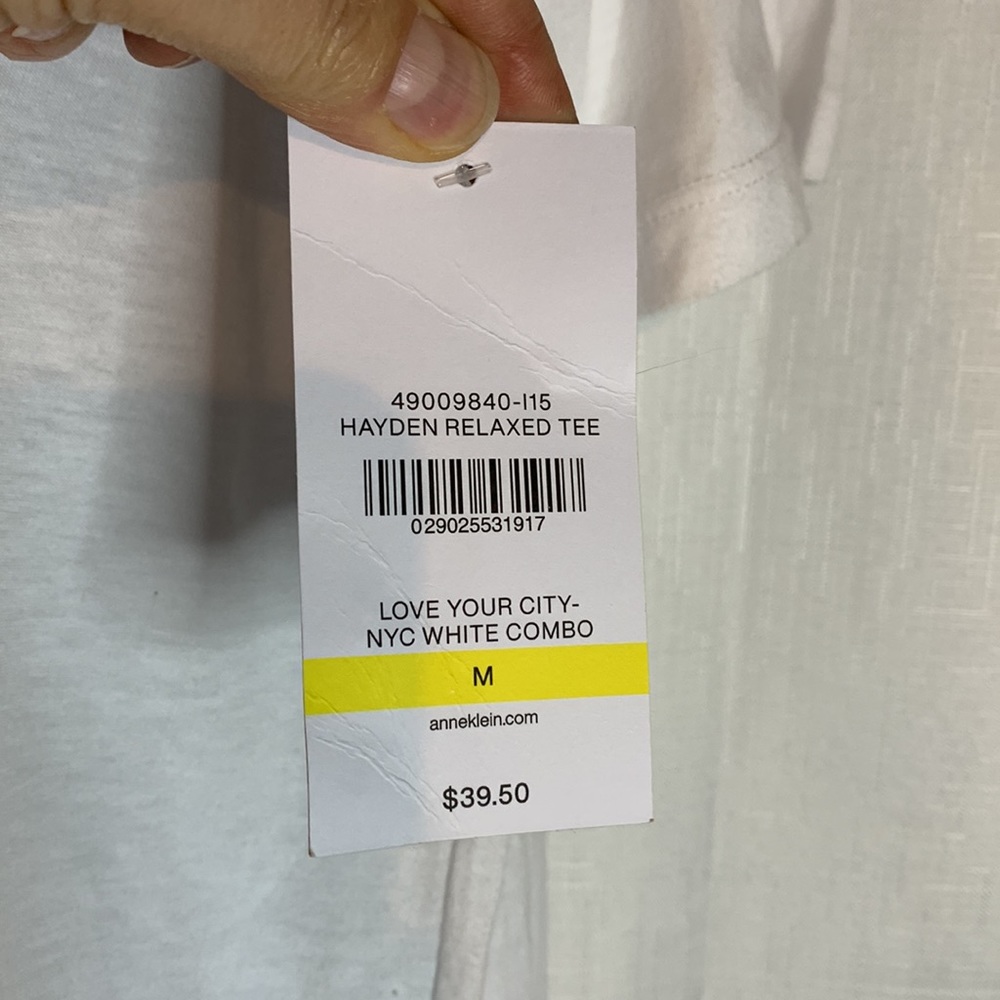2/$20 Anne Klein M Cityscape Tee - Picture 2 of 10